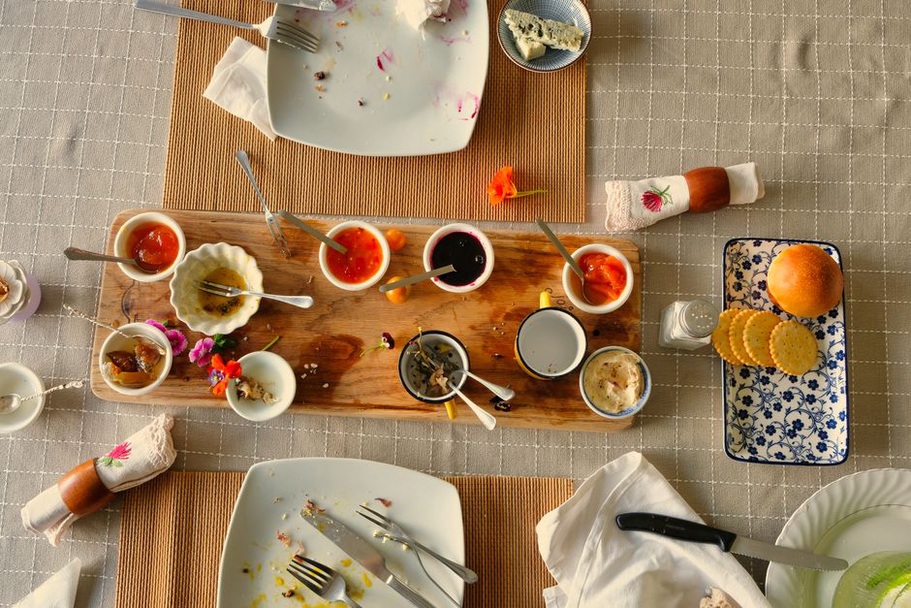 Confiture de figue servie avec fromages
